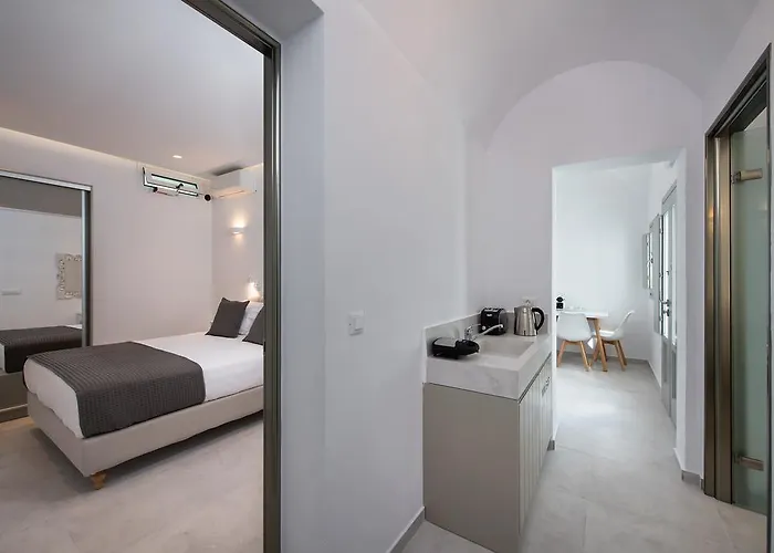 Altemar * Fira (Santorini)