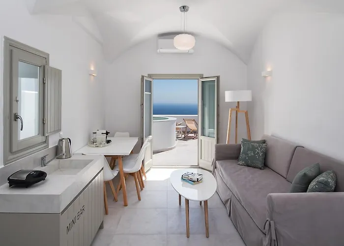 Altemar * Fira (Santorini)